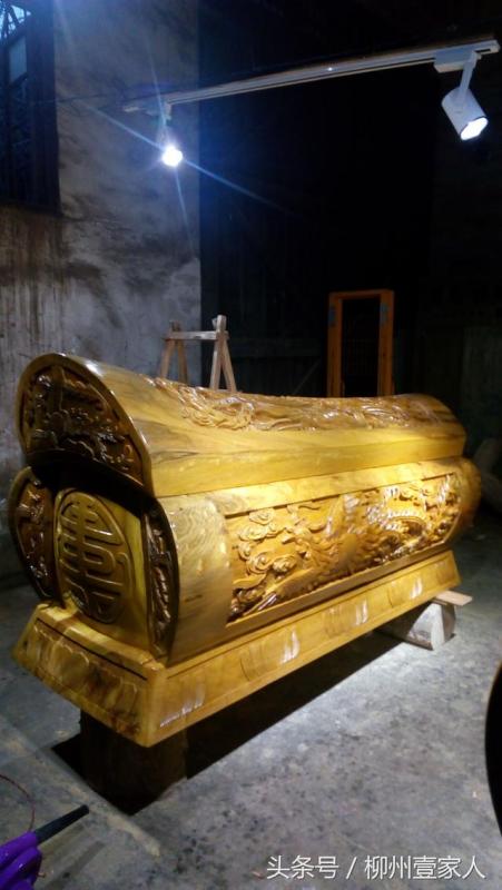 梦见棺材是什么意思有什么预兆,梦见棺材的预兆与寓意解析 梦见棺材是什么意思有什么预兆,梦见棺材的预兆与寓意解析